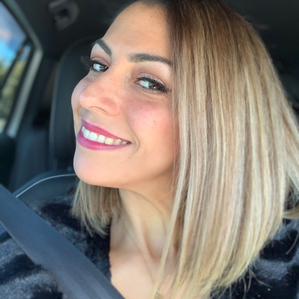 Meet your Posher, Ioanna